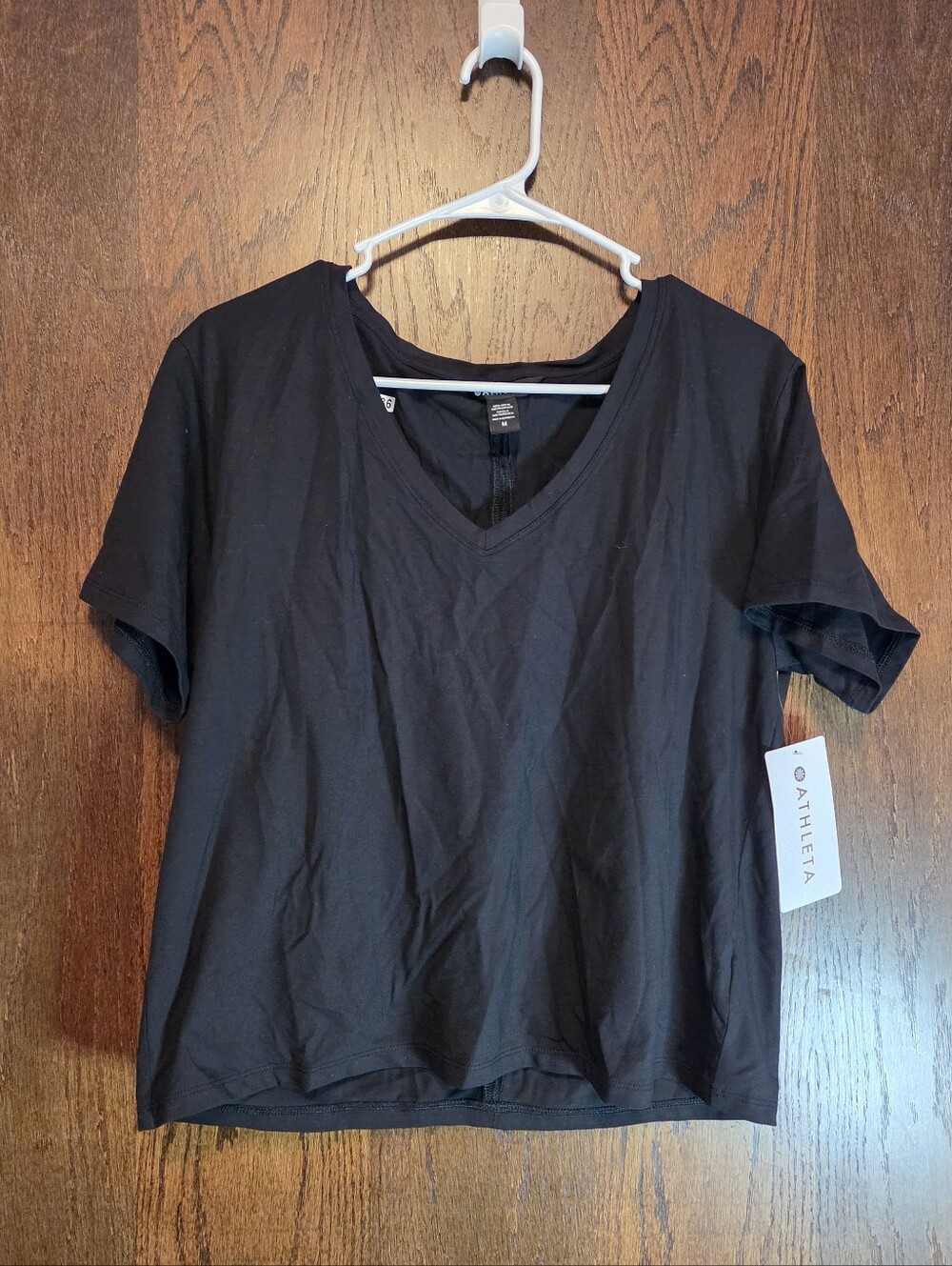 Athleta Essential V-Neck Tee - Black